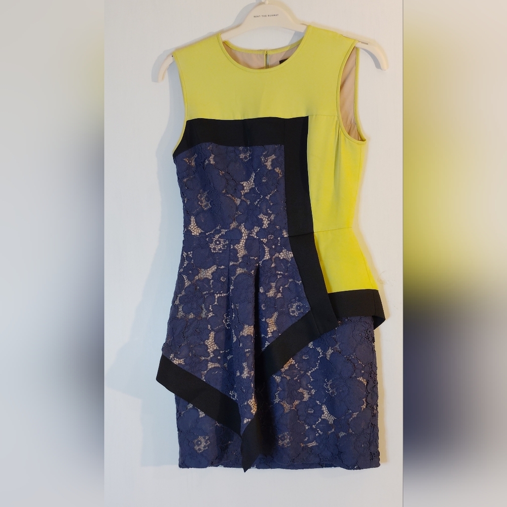 BCBGMaxAzria Sleeveless Yellow and Black Dress - Picture 2 of 5